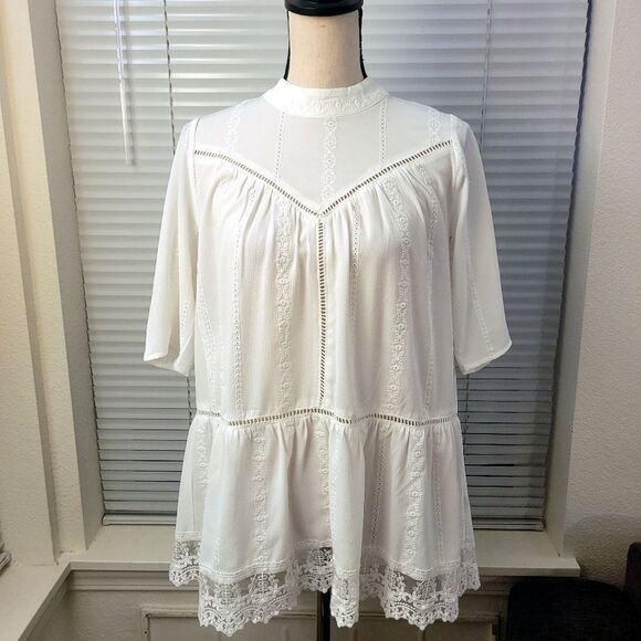 Leith White Eyelet Flouncy Top | XS - Picture 1 of 5